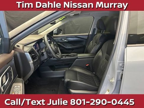 Used 2023 Nissan Rogue Platinum w/ Platinum Premium Package AWD/4WD image 21