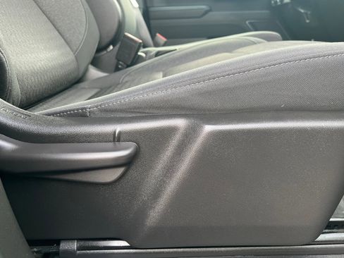 Used 2023 GMC Sierra 1500 Elevation image 21