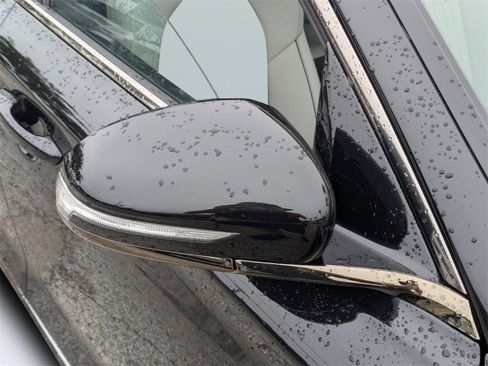 New 2025 Genesis G70 2.5T w/ Sport Prestige Package image 10