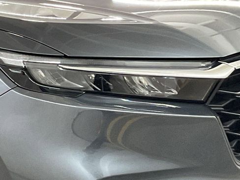 Certified 2023 Honda CR-V LX image 32