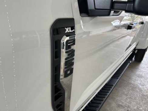 Used 2025 Ford F350 XL w/ XL Driver Assist Package AWD/4WD image 13