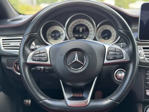 Used 2017 Mercedes-Benz CLS 550 4MATIC image 25