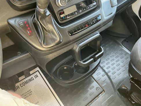Used 2023 RAM ProMaster 2500 FWD image 14
