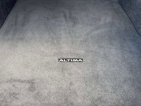 Used 2024 Nissan Altima 2.5 SV image 33