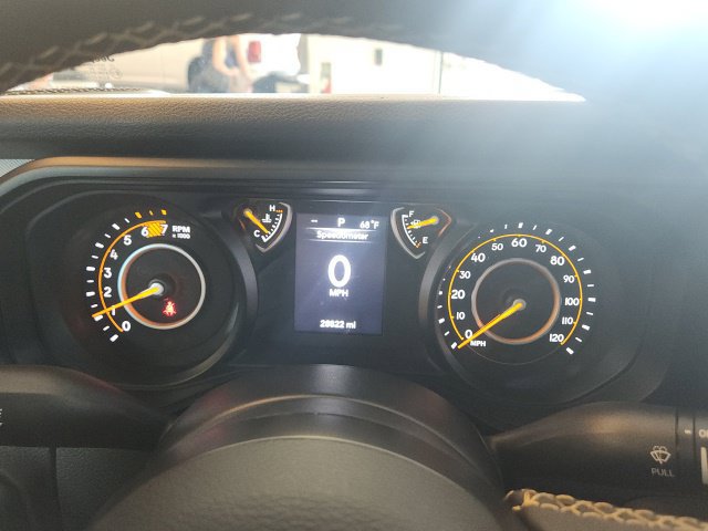 Used 2024 Jeep Wrangler Sport AWD/4WD image 29