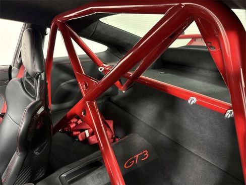 Certified 2018 Porsche 911 GT3 image 22