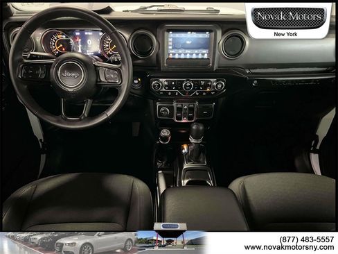 Used 2021 Jeep Wrangler Unlimited Sport image 14