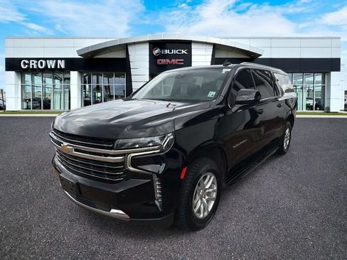 Used 2023 Chevrolet Suburban LT RWD image 1