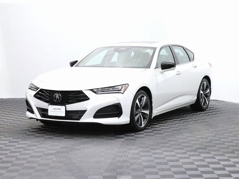 Used 2025 Acura TLX w/ Technology Package image 5