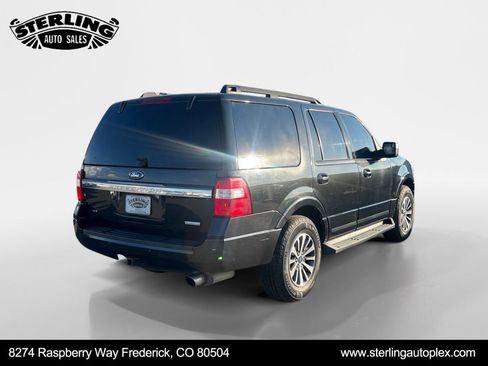 Used 2015 Ford Expedition XLT image 5