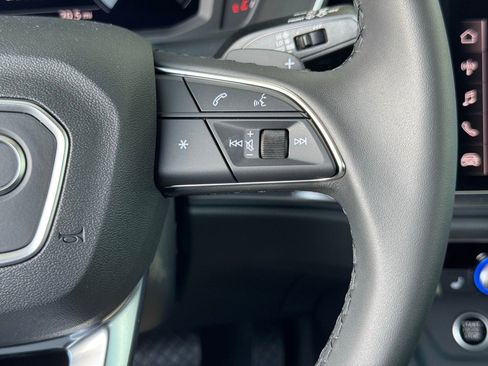 New 2025 Audi Q3 2.0T Premium image 29