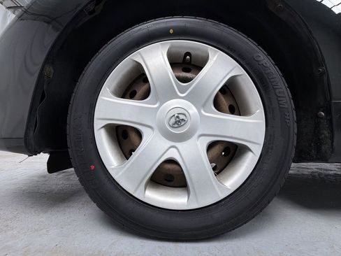 Used 2009 Toyota Matrix image 14