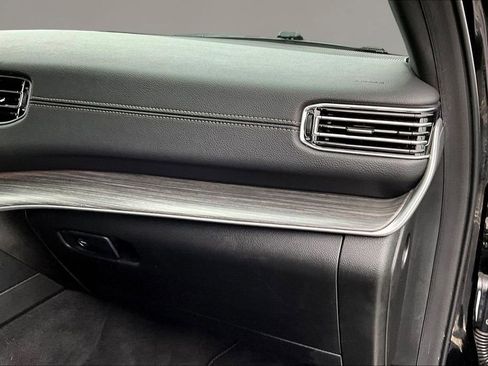 Used 2024 Jeep Wagoneer Series II w/ Flexible Seating Group AWD/4WD image 27