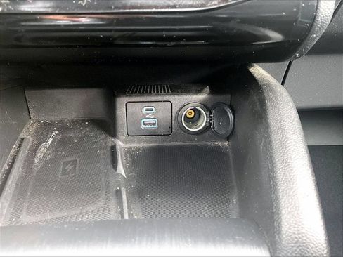 Used 2023 Ford Escape Platinum w/ Premium Technology Package AWD/4WD image 20