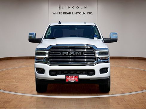 Used 2024 RAM 2500 Laramie AWD/4WD image 2