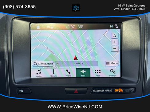 Used 2017 Ford Explorer XLT w/ Equipment Group 202A image 18