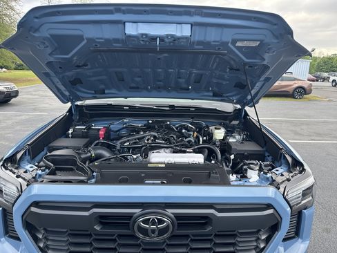 New 2026 Toyota Tacoma TRD Off-Road AWD/4WD image 37