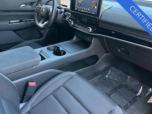 Certified 2024 Honda Prologue EX image 18