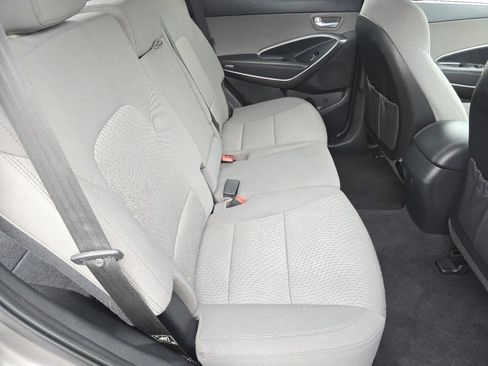 Used 2018 Hyundai Santa Fe Sport FWD image 18