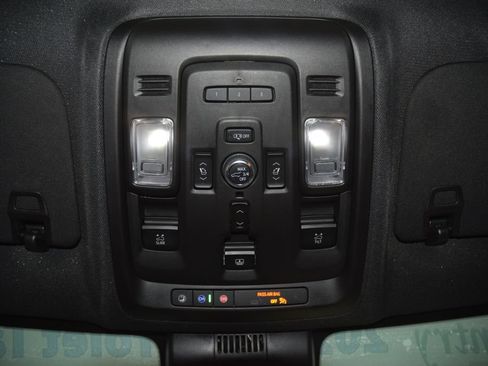 Used 2023 Chevrolet Tahoe High Country AWD/4WD image 51