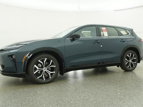 New 2026 Toyota Crown Signia image 13