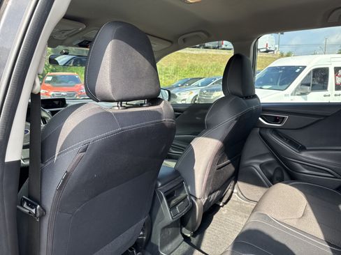 Used 2021 Subaru Forester AWD/4WD image 25