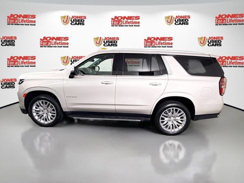 Used 2023 Chevrolet Tahoe Premier RWD image 14