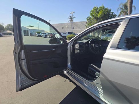 Certified 2024 Toyota Camry SE FWD image 21