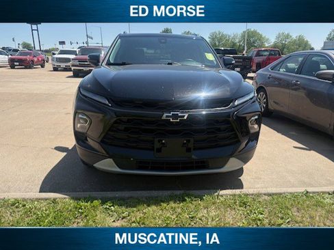 Used 2024 Chevrolet Blazer LT w/ Sound & Technology Package AWD/4WD image 4