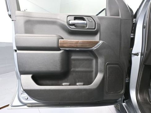 Used 2019 Chevrolet Silverado 1500 LT image 19