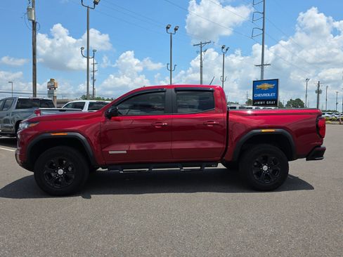 Used 2023 GMC Canyon Elevation w/ Convenience Package RWD image 2