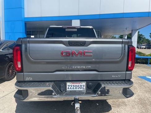 Used 2021 GMC Sierra 1500 SLT w/ SLT Premium Plus Package image 4
