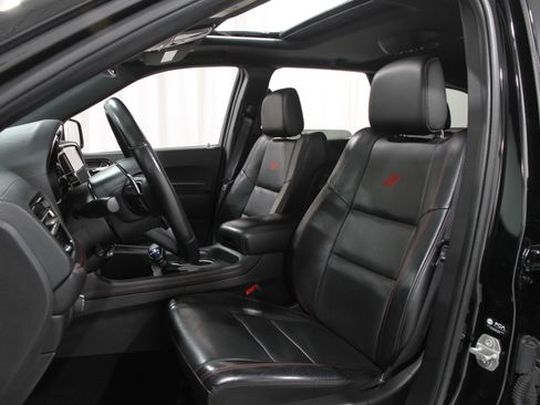 Used 2023 Dodge Durango GT image 5