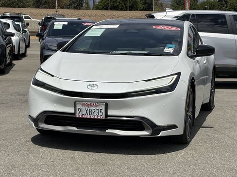 Certified 2024 Toyota Prius XLE FWD image 49