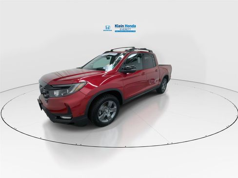Certified 2025 Honda Ridgeline TrailSport image 6