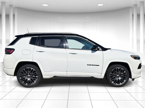 Used 2022 Jeep Compass High Altitude image 2