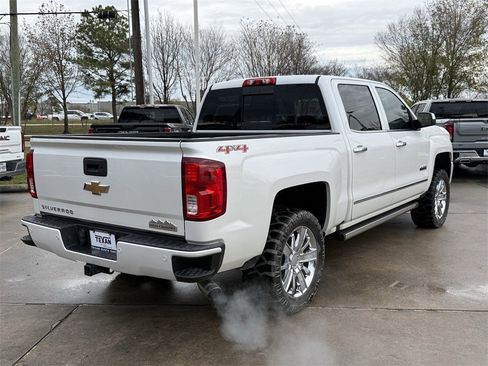 Used 2017 Chevrolet Silverado 1500 High Country image 5