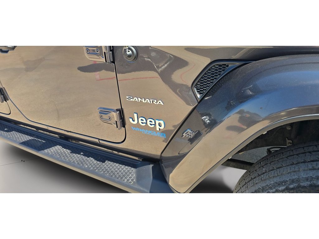 Used 2021 Jeep Wrangler Unlimited Sahara AWD/4WD image 35