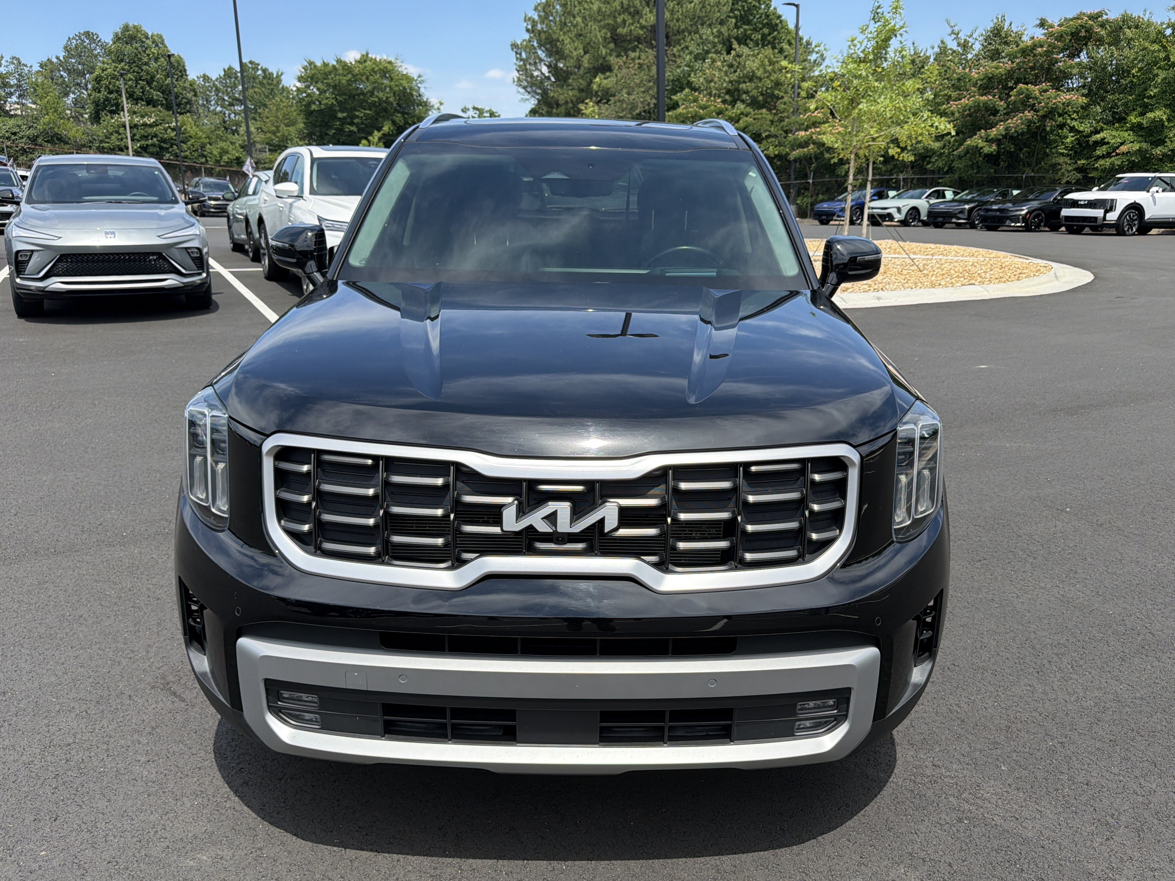 Certified 2023 Kia Telluride SX Prestige AWD/4WD image 2