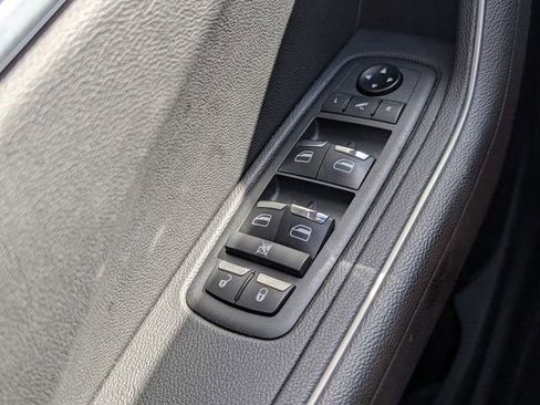 Used 2022 Maserati Levante Modena AWD/4WD image 32