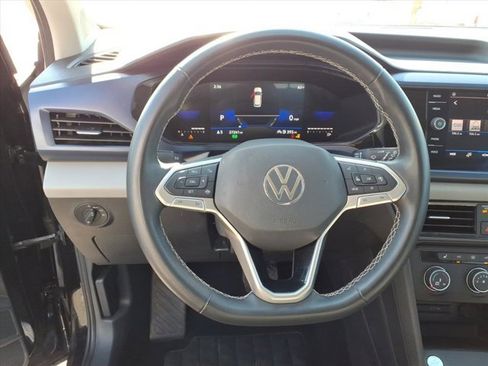 Used 2022 Volkswagen Taos SE image 7