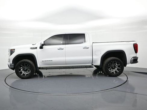 Used 2024 GMC Sierra 1500 SLT w/ SLT Convenience Package image 9