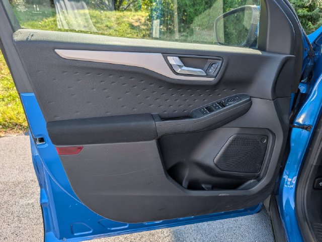 Used 2020 Ford Escape SE FWD image 31