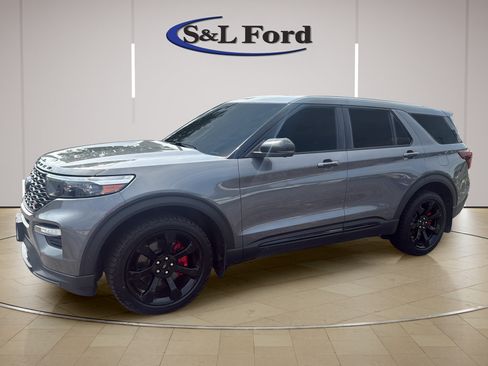 Certified 2021 Ford Explorer ST w/ Equipment Group 401A AWD/4WD image 2