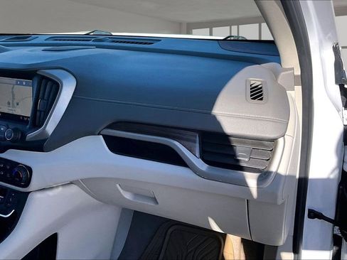 Used 2020 GMC Terrain Denali w/ Denali Premium Package image 25