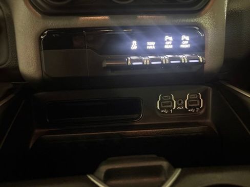 Used 2021 RAM 1500 Big Horn AWD/4WD image 33