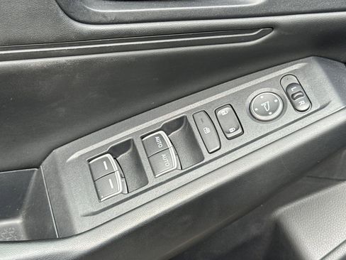 Used 2023 Honda Accord EX image 14