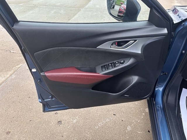 Used 2018 MAZDA CX-3 Grand Touring AWD/4WD image 3