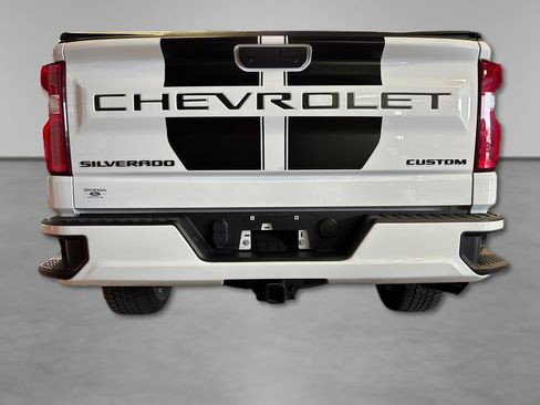 Used 2021 Chevrolet Silverado 1500 Custom w/ Rally Edition AWD/4WD image 19