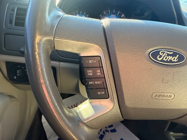 Used 2010 Ford Fusion SEL FWD image 23